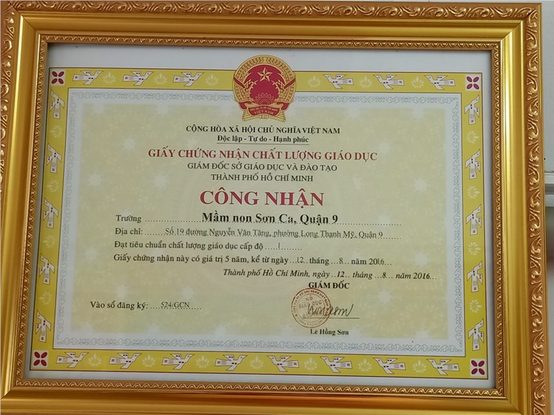 Quyết định công nhận đạt tiêu chuẩn chất lượng giáo dục năm học 2015 - 2016 